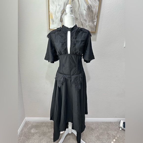 Corset Story Lace Detail Goth Dress - Picture 2 of 11